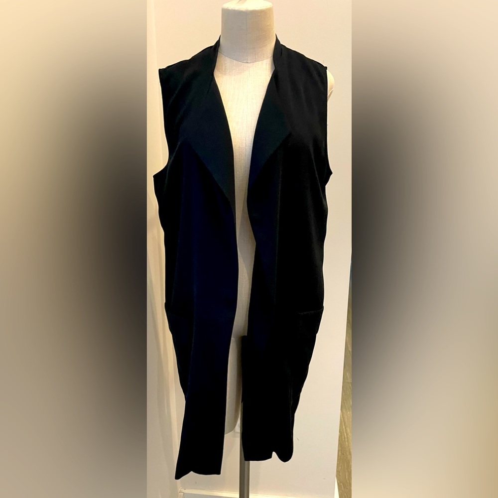 Mossimo black  long vest- size Large-NWOT